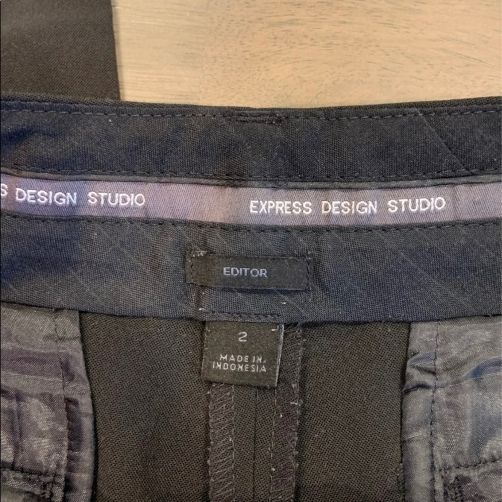 Express Capris size 2 - Picture 3 of 4